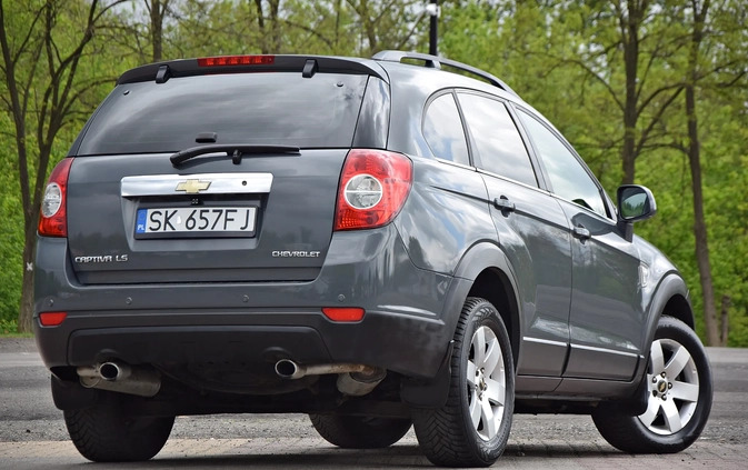 Chevrolet Captiva cena 27900 przebieg: 207000, rok produkcji 2010 z Pasym małe 704
